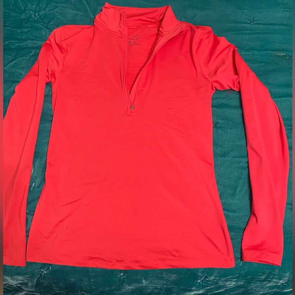 COPY - Women’s Nike 1/4 zip long sleeve